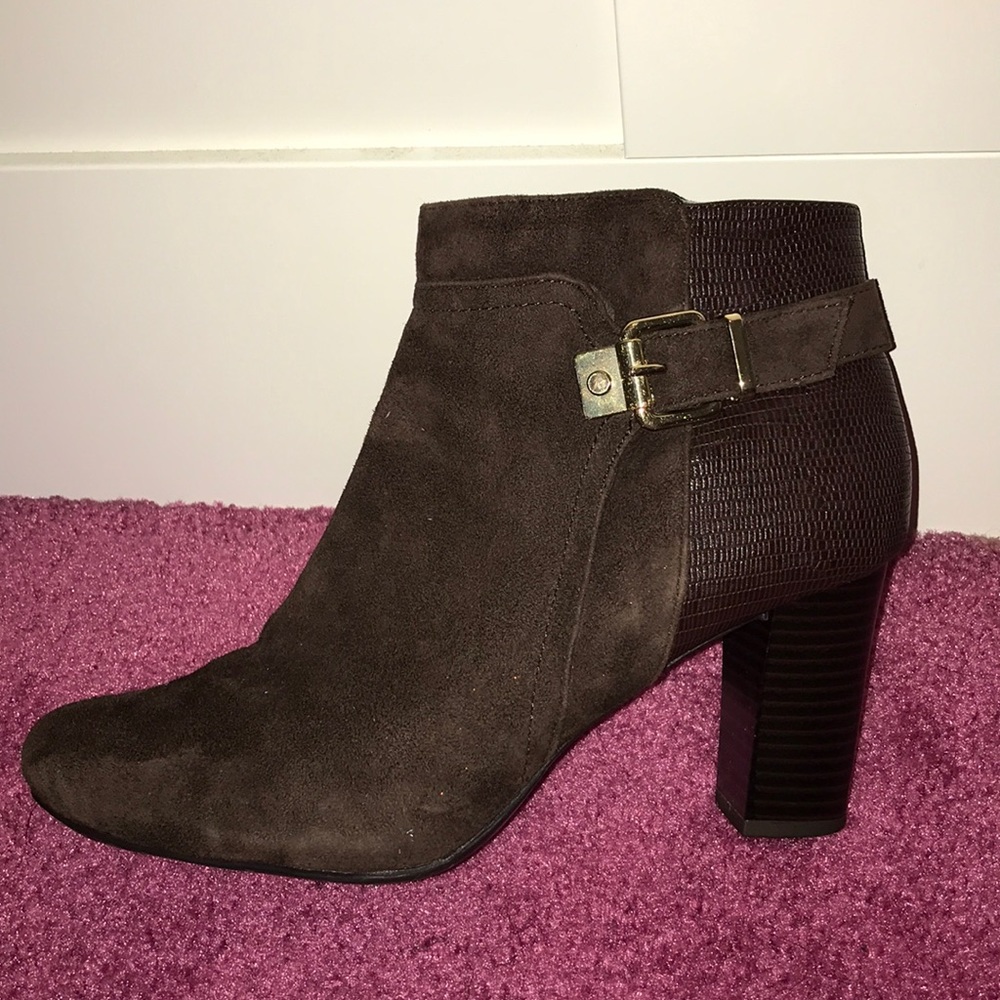 Alfani Brown Suede Heeled Boots Size 7-7.5